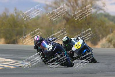 media/Apr-17-2022-CVMA (Sun) [[f474cfa795]]/Race 14 500 Supersport-350 Supersport (Holeshot)/